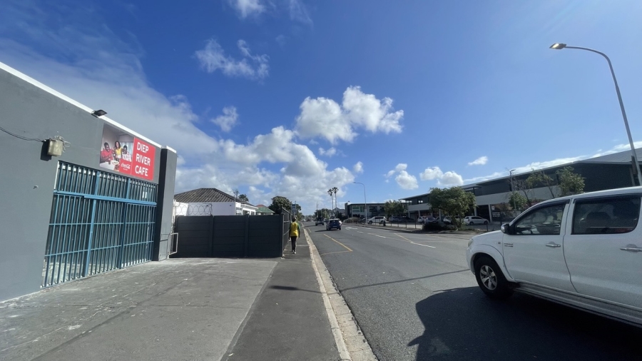 To Let commercial Property for Rent in Diep River Western Cape